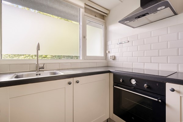 Medium property photo - S. F. Van Ossstraat 150, 1068 JM Amsterdam
